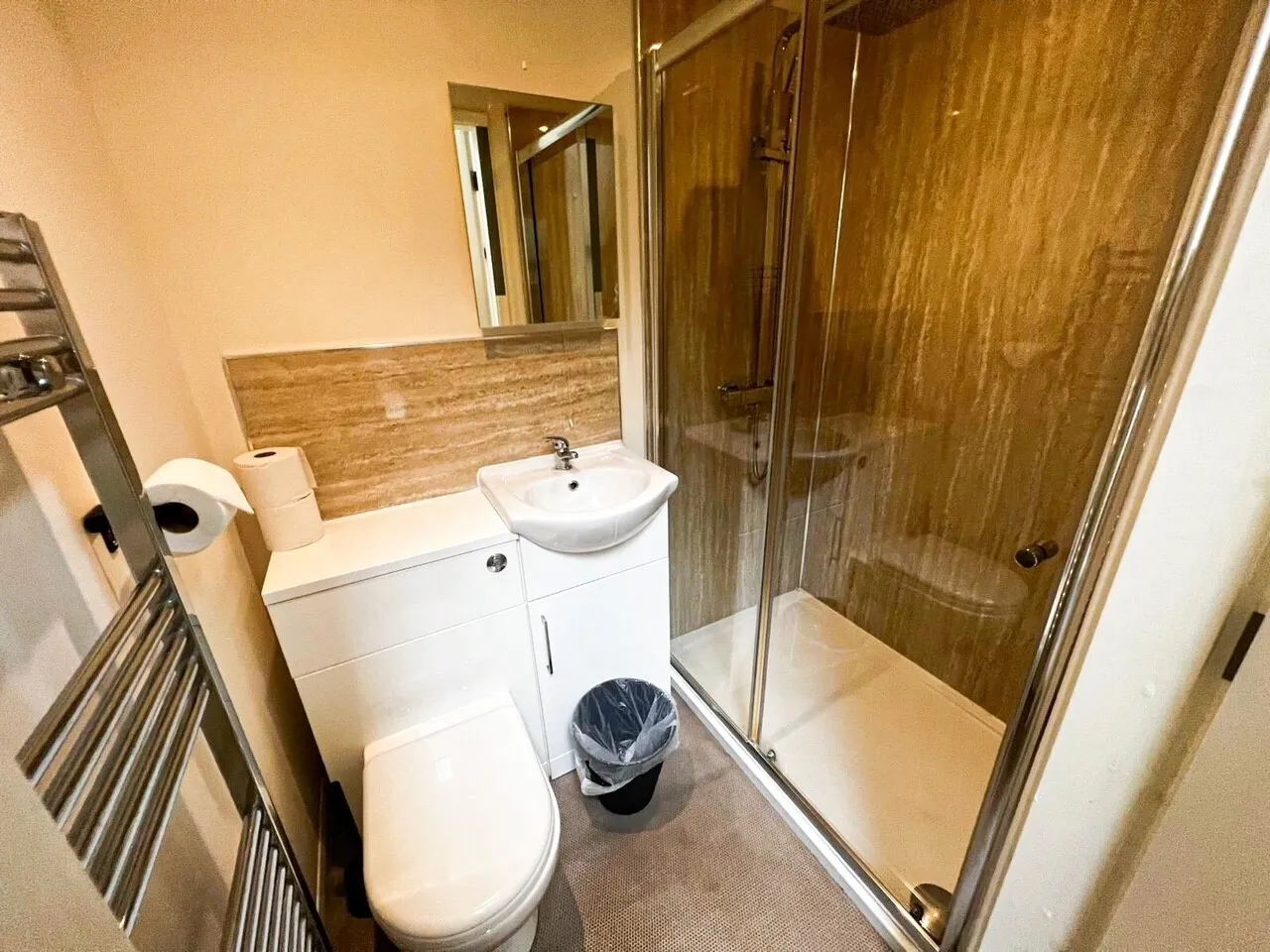 Holderness Road, HULL, photo 7