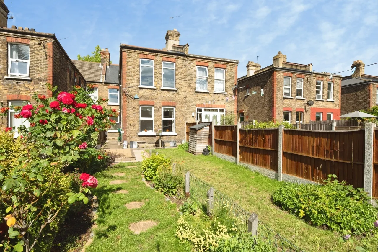 Perth Road, LONDON, London, E10, photo 17