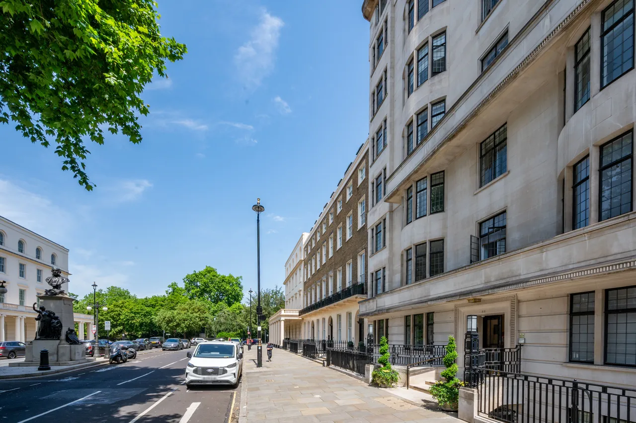 London, W1B, photo 16