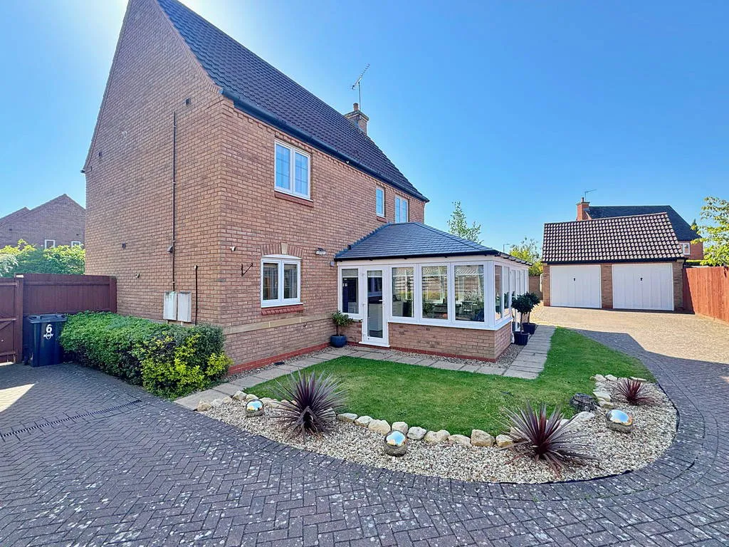 Blyth Close, Cawston, Rugby, CV22 7GY, photo 2