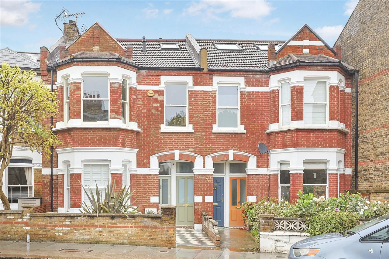 2 bed flat to rent, Oakhill Road, Putney, SW15