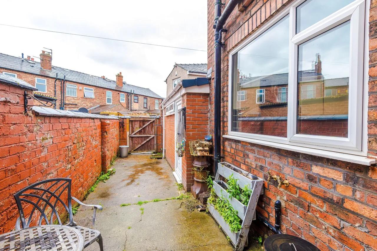 The Avenue, Leigh, Leigh, WN7 1ES, photo 16