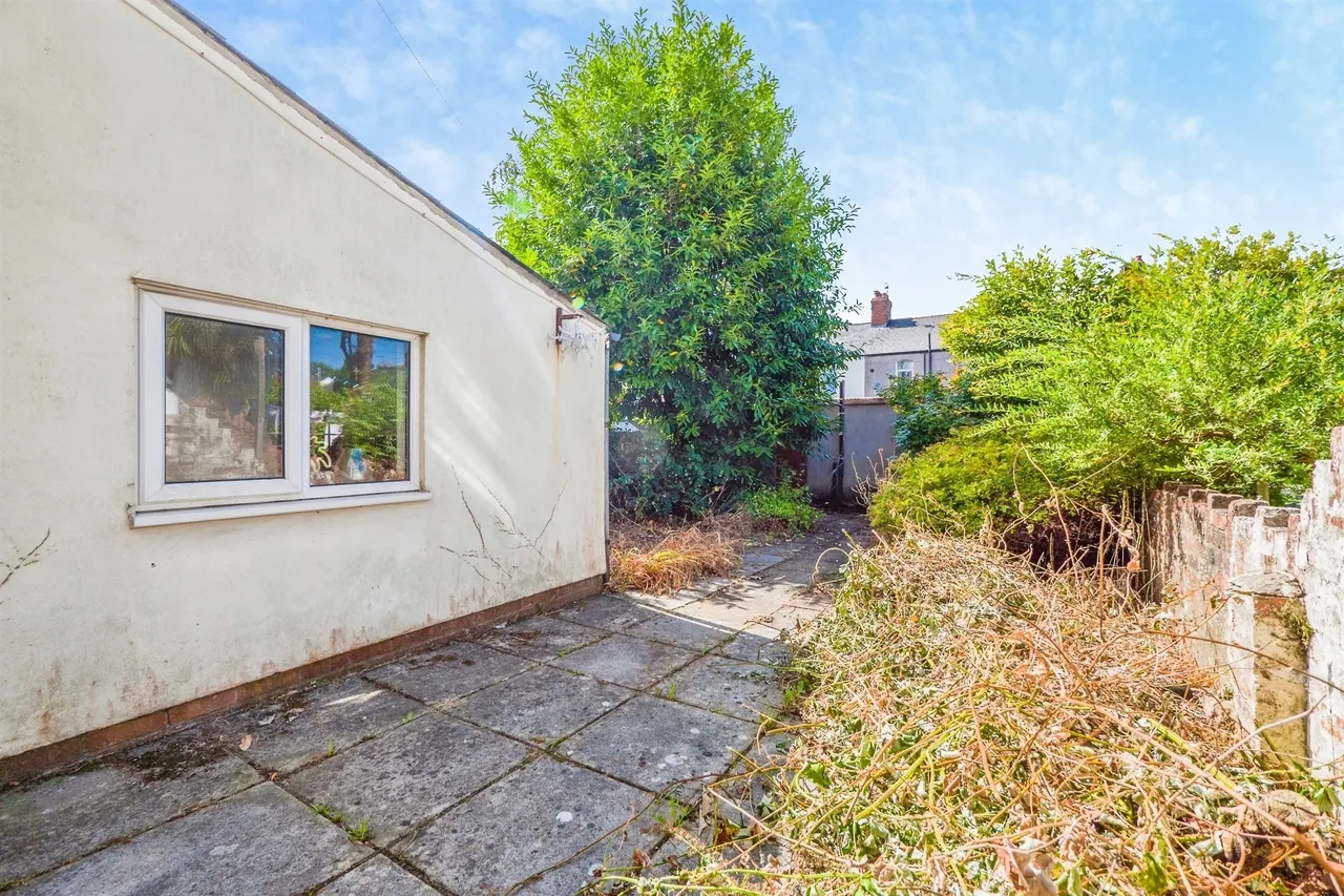 Longspears Avenue, Heath, CF14, photo 22