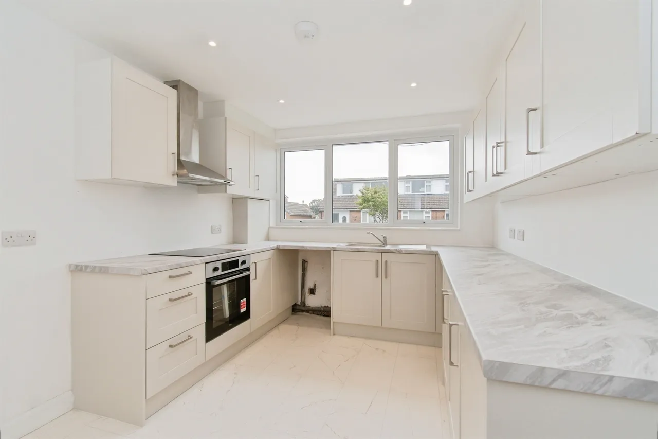 Ascot Road, Kippax, LS25, photo 2