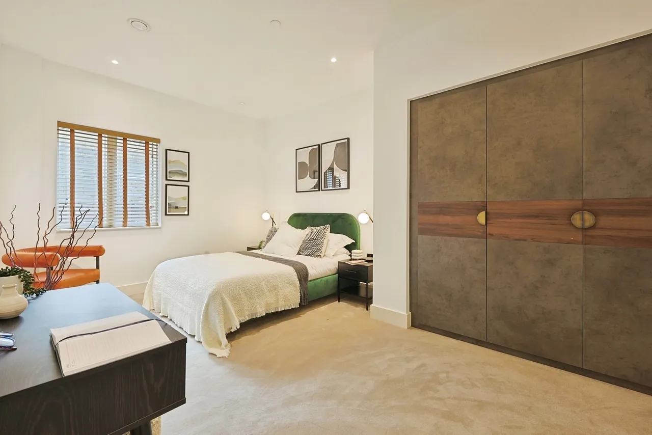 One Clapham, St. John's Hill, London, SW11, photo 18
