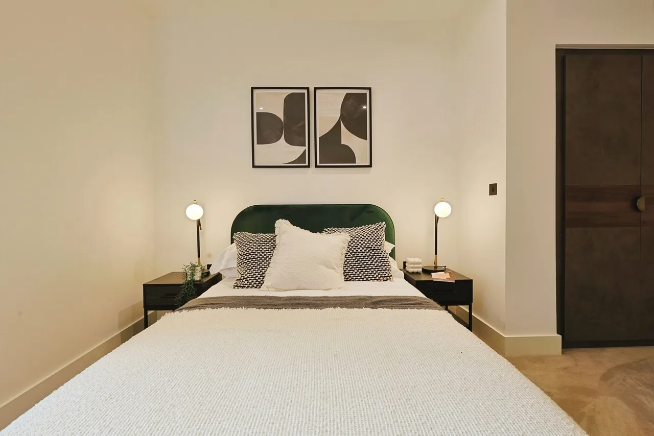 One Clapham, St. John's Hill, London, SW11, photo 20