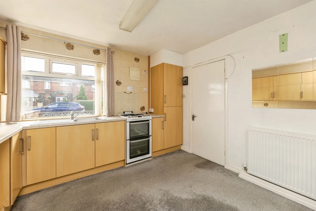 Middleton Park Crescent, Leeds, LS10, photo 4