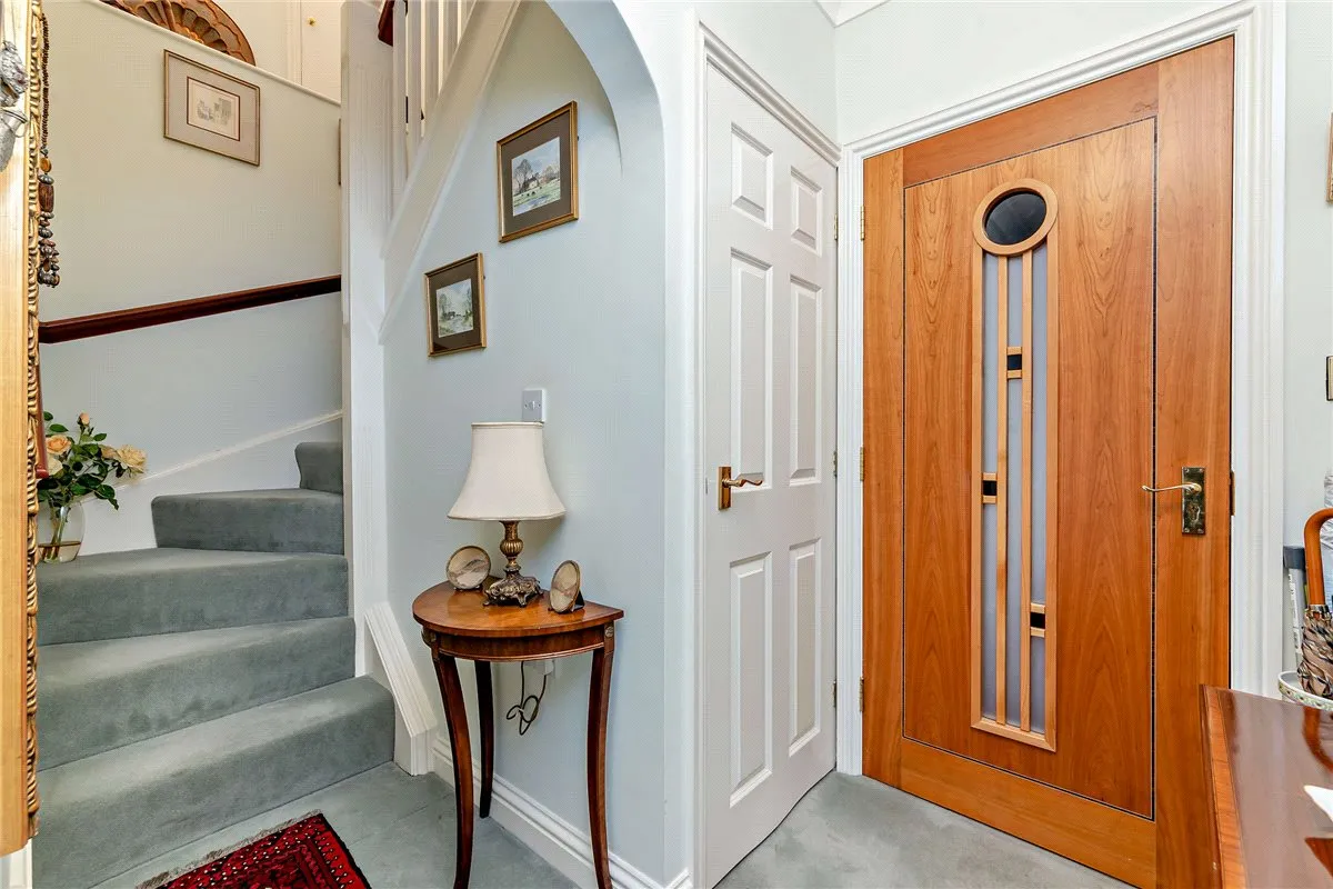 Woodridge, Newbury, RG14, photo 5