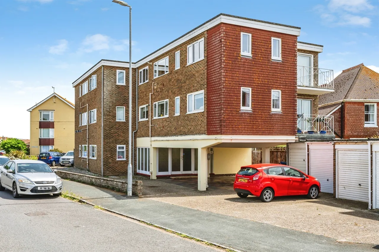Claremont Road, Seaford, BN25, photo 20