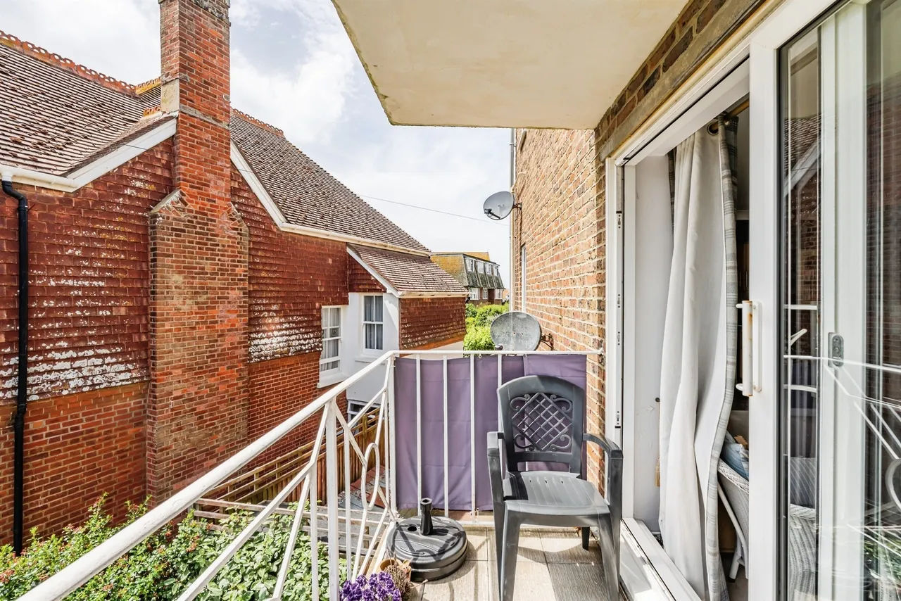 Claremont Road, Seaford, BN25, photo 19