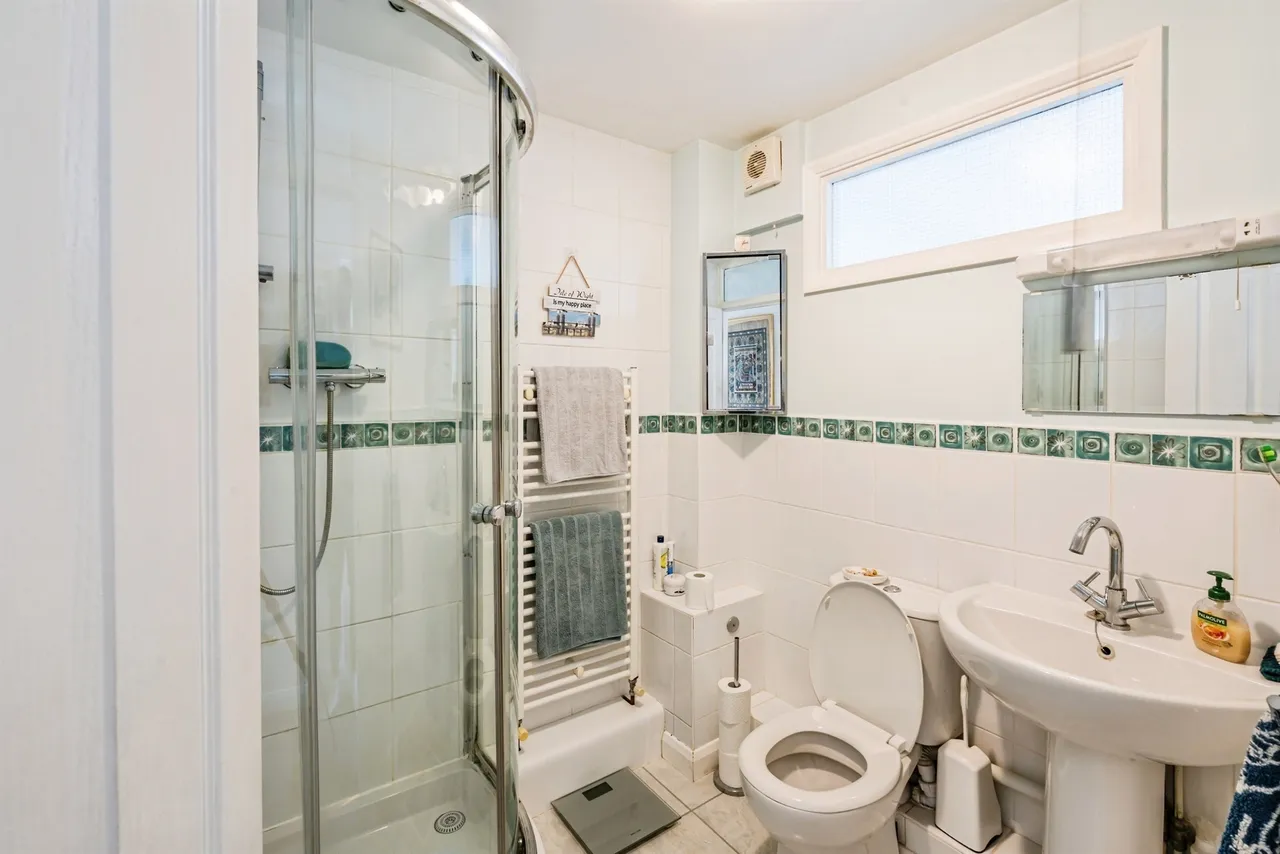 Claremont Road, Seaford, BN25, photo 14