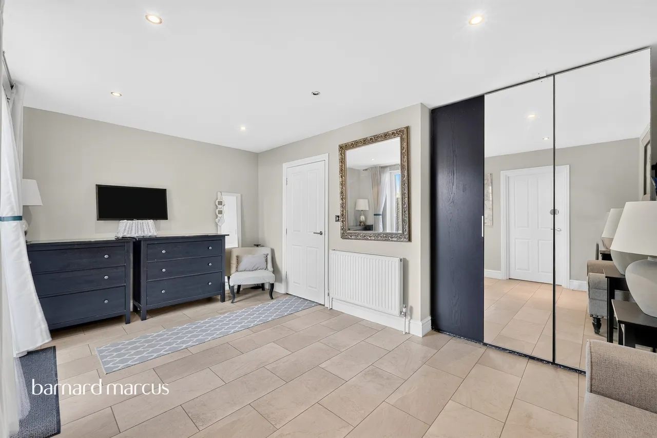 Washington Road, Worcester Park, KT4, photo 15