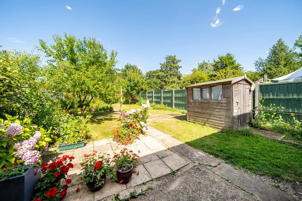 Valley Close, Pinner, HA5, photo 14