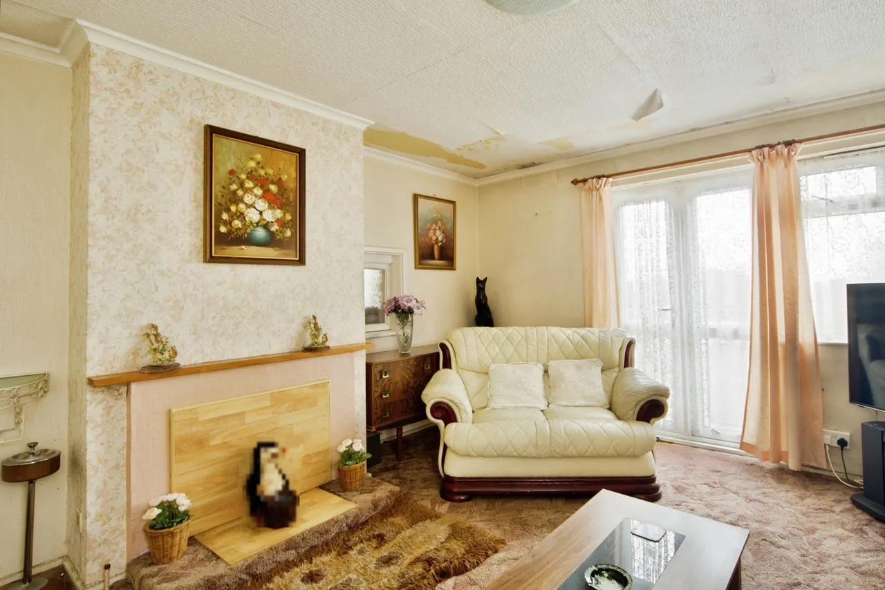 Brading Crescent, London, E11, photo 6