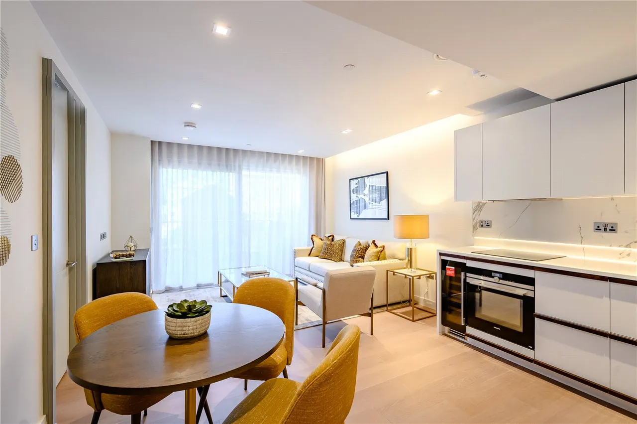 Garrett Mansions, Edgware Road, London, W2, photo 3