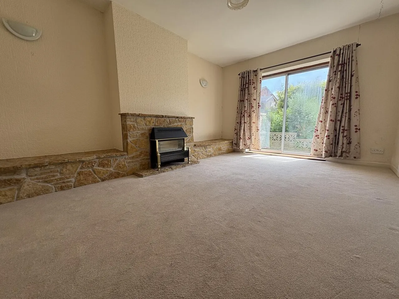Crosswell Close North Petherton, Bridgwater, Somerset TA6 6SG, photo 2