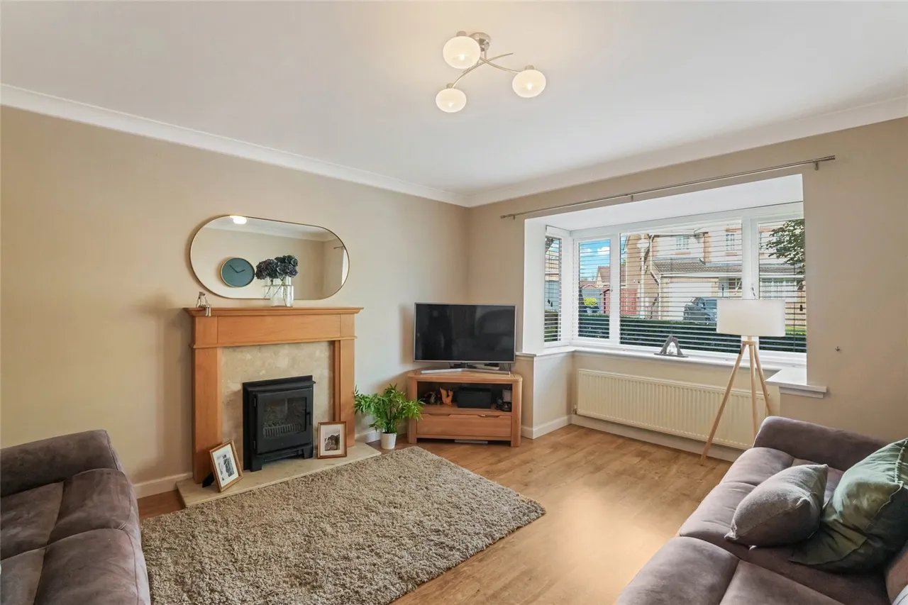 Brueacre Place, Wemyss Bay, Renfrewshire, PA18, photo 2