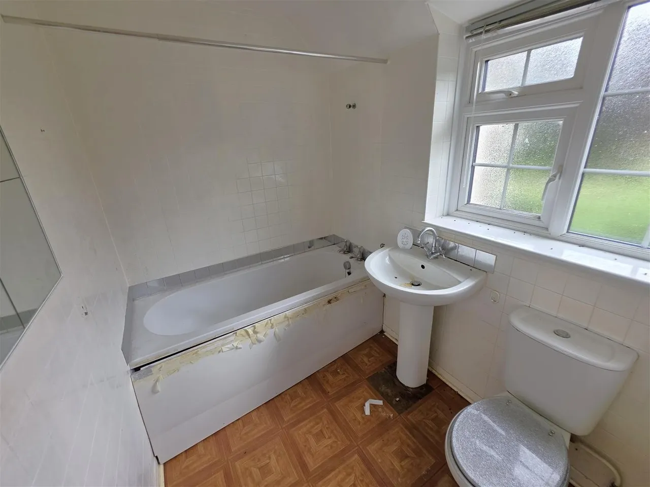 Dale Close Burniston, Scarborough YO13 0ED, photo 13