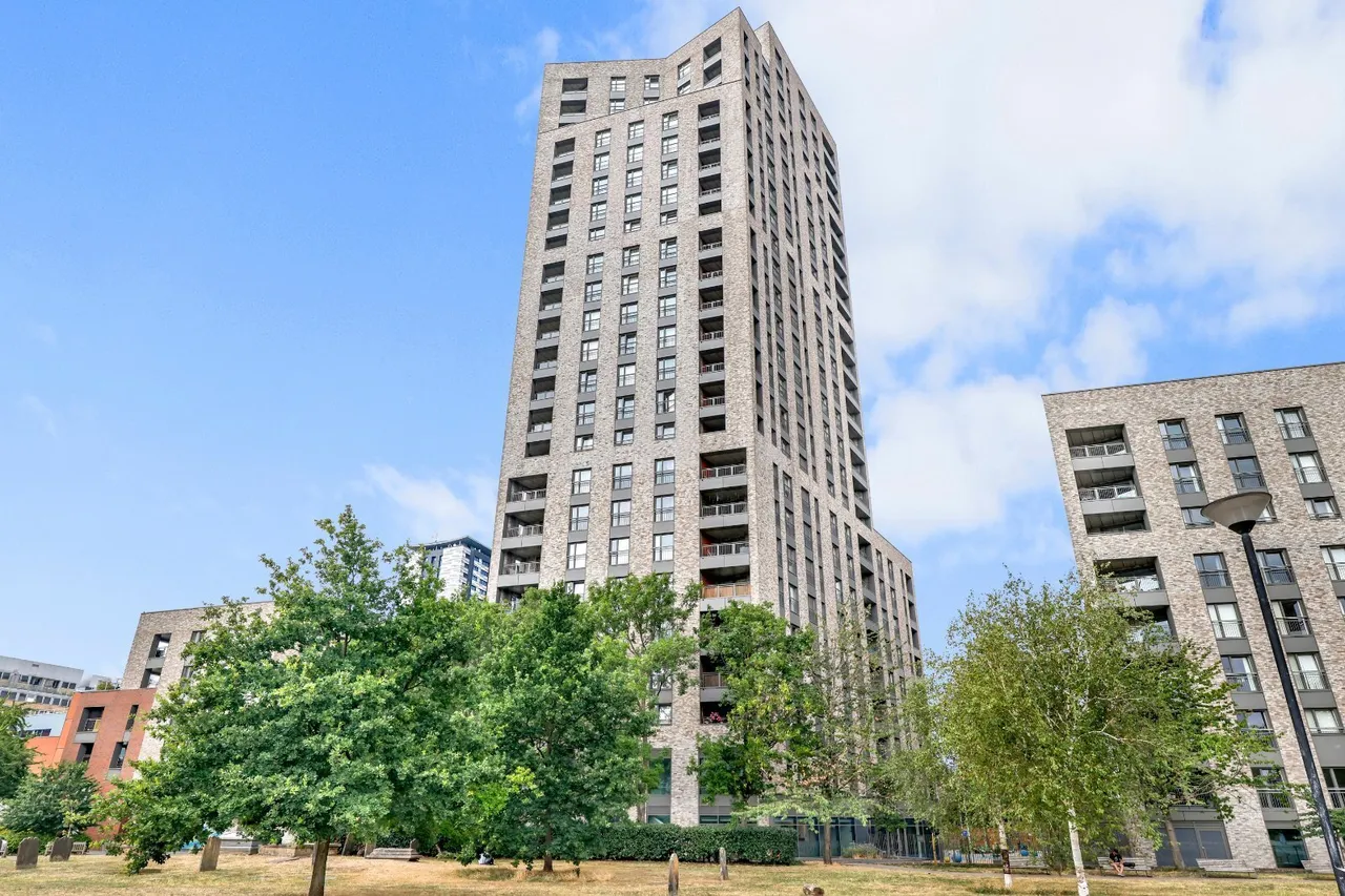Courthouse Way, London, SW18, photo 34