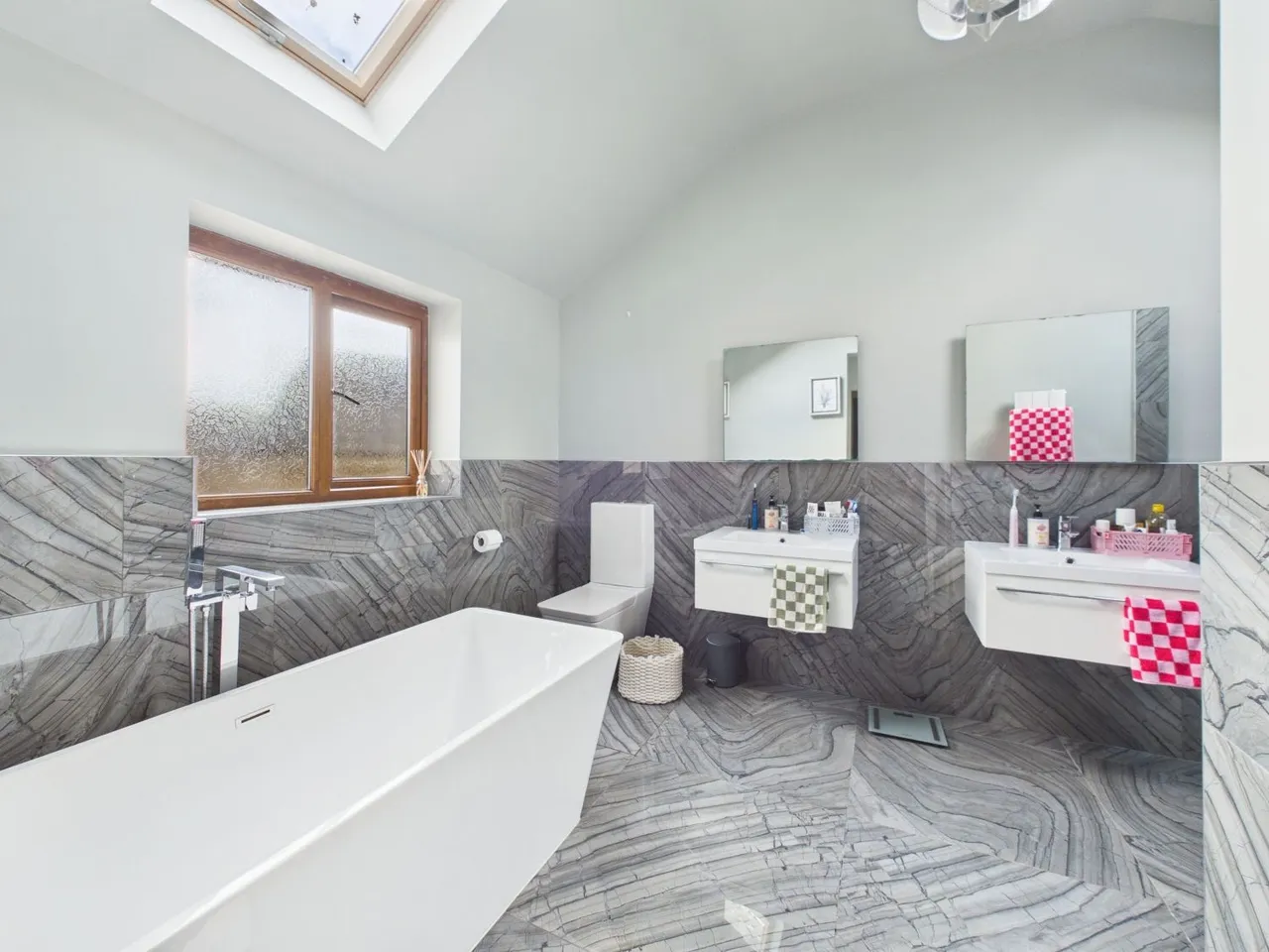 Wood Mount, Rothwell, LS26, photo 15