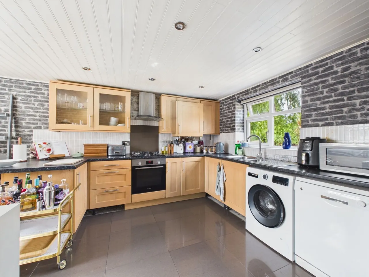 Wood Mount, Rothwell, LS26, photo 8