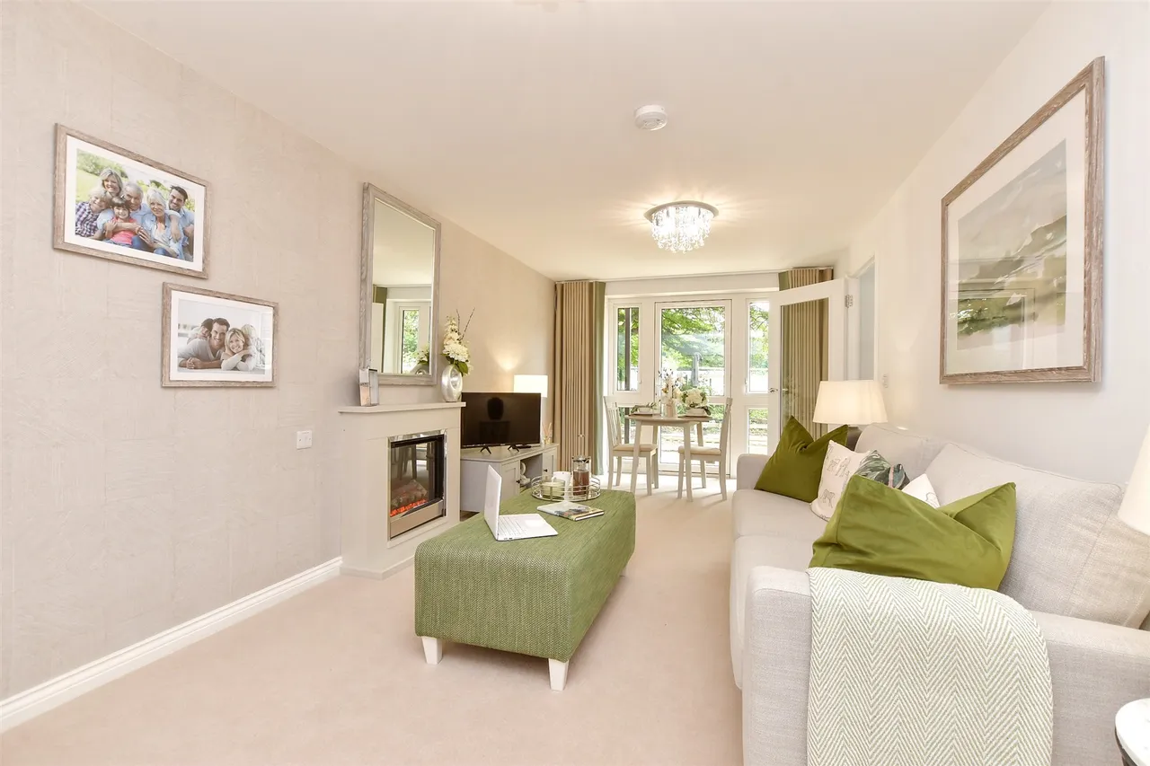 Victoria Road, Cranleigh, GU6, photo 7