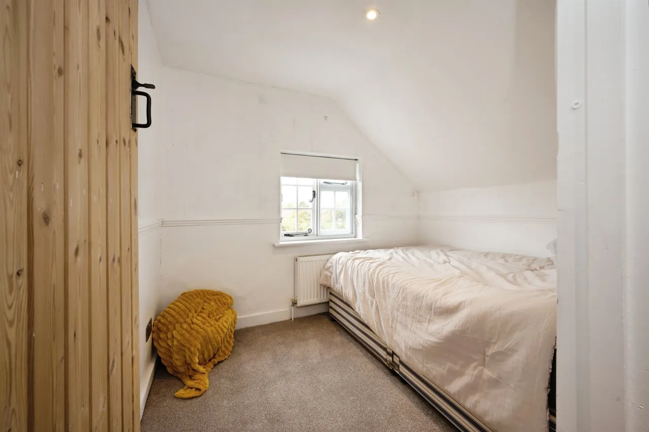 Tring Road, Wendover, HP22, photo 14