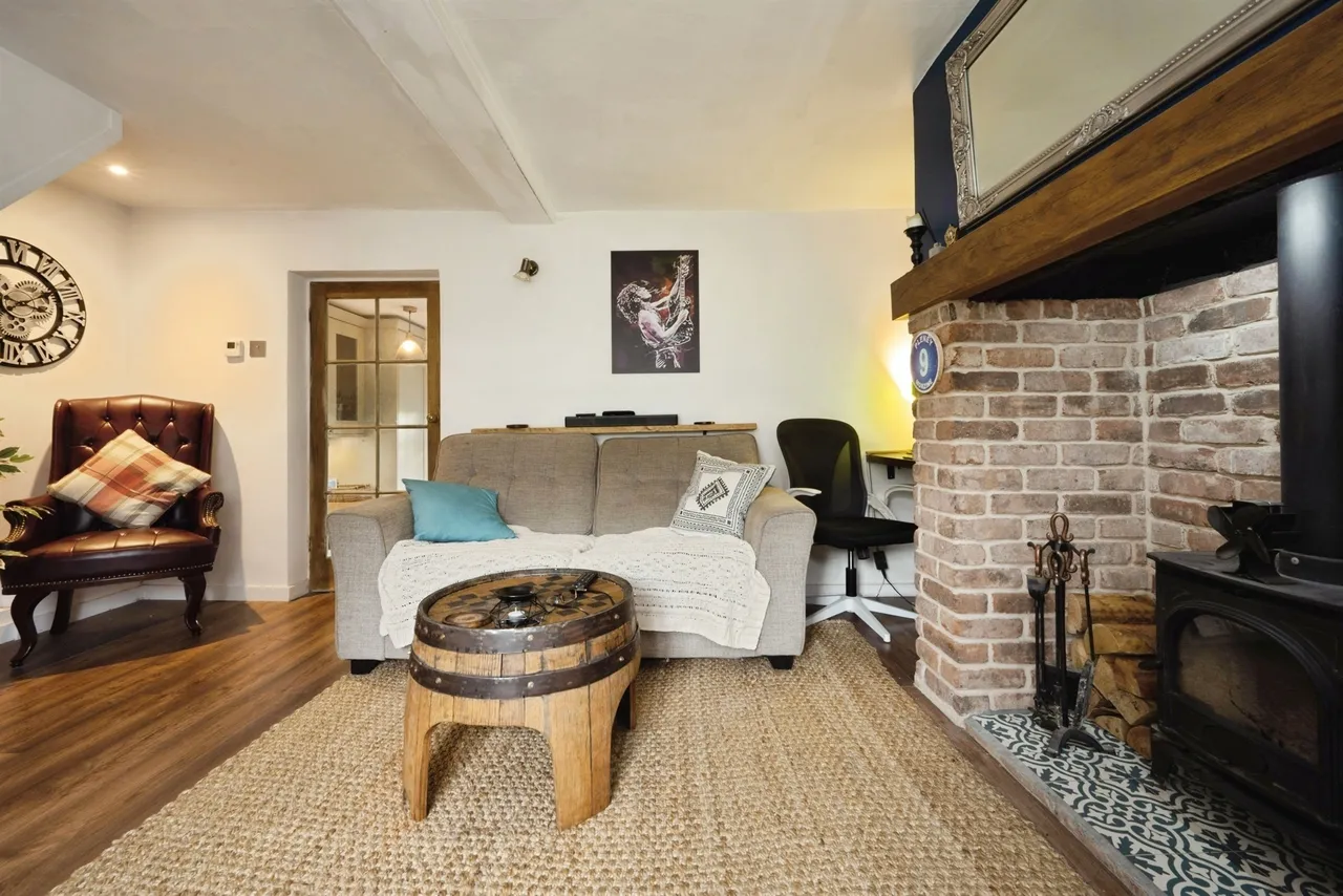 Tring Road, Wendover, HP22, photo 3