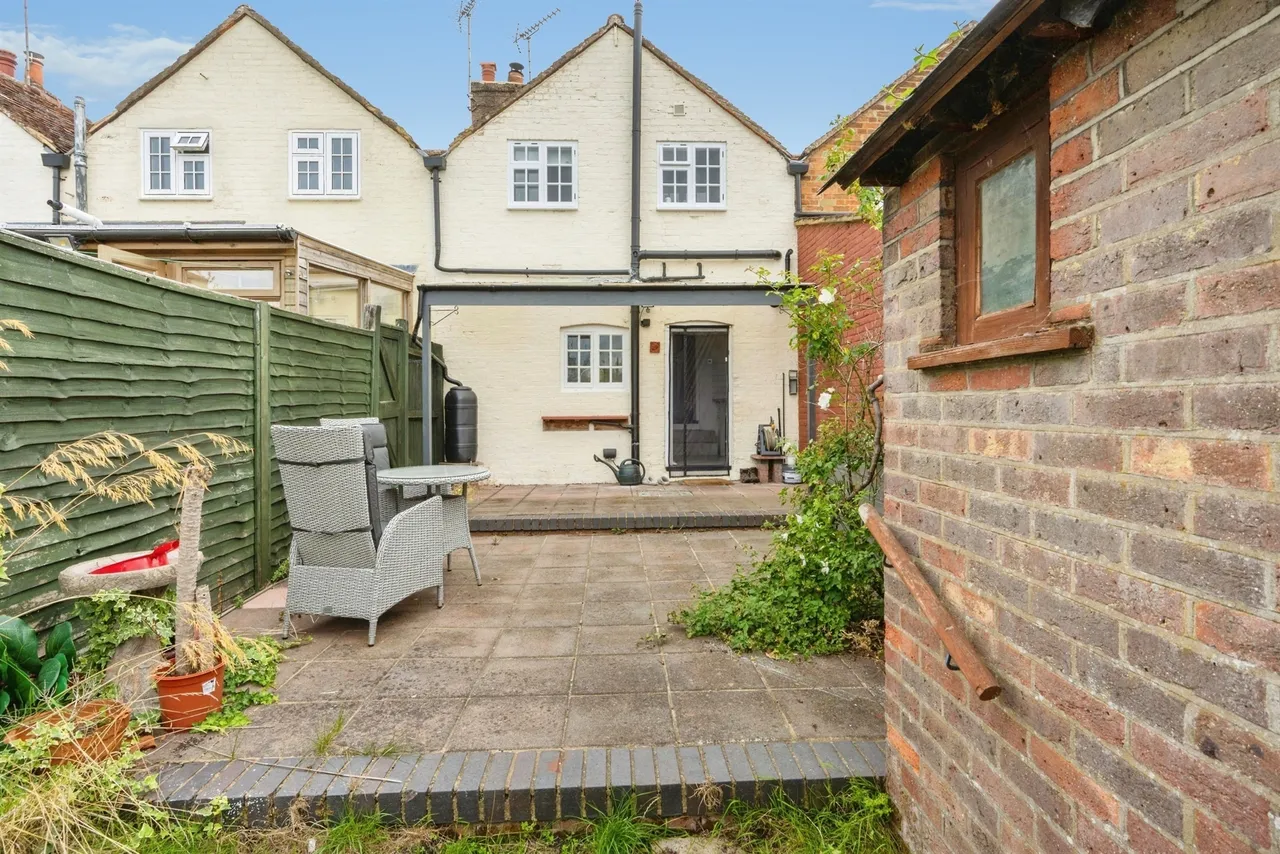 Tring Road, Wendover, HP22, photo 20