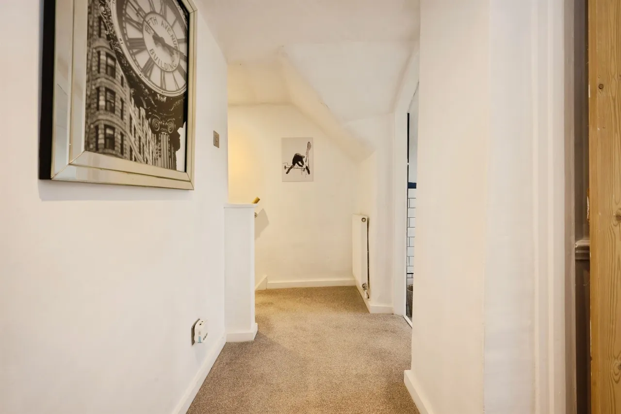 Tring Road, Wendover, HP22, photo 11