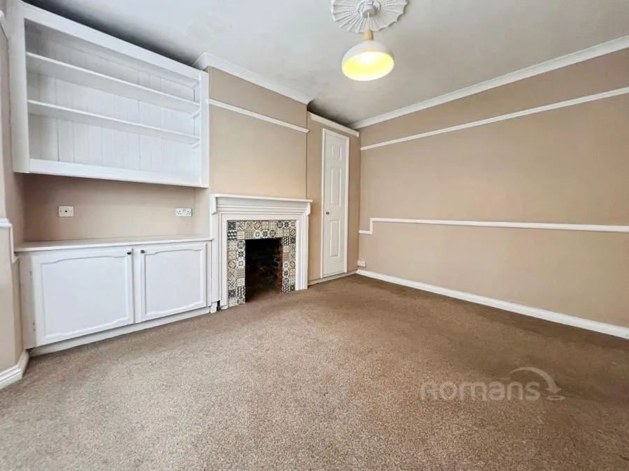 Ash Road, Aldershot, GU12, photo 13