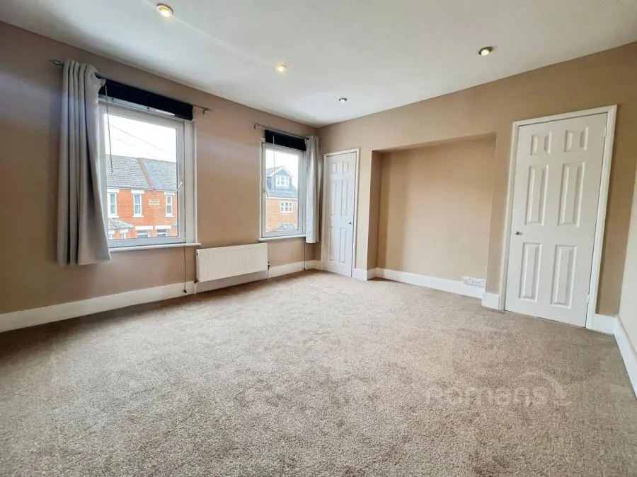 Ash Road, Aldershot, GU12, photo 7