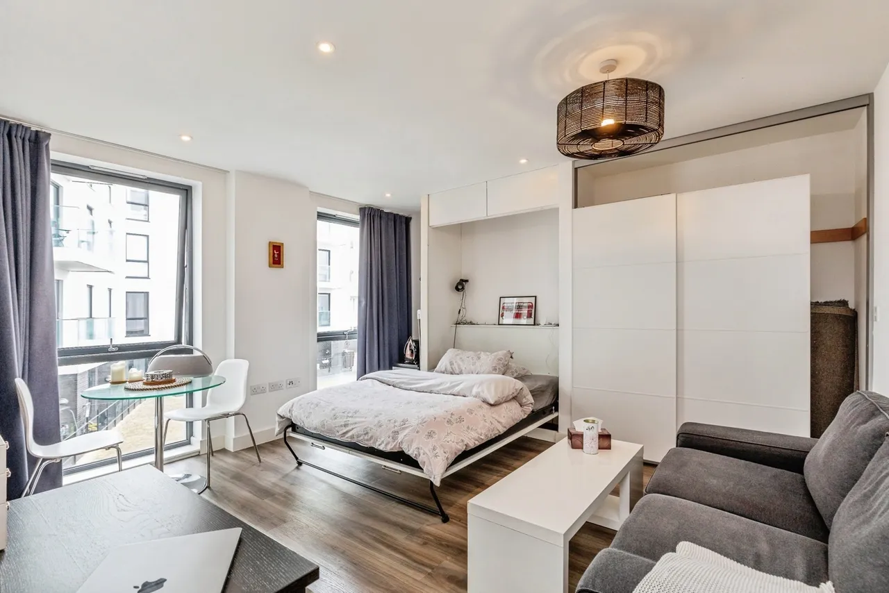 1 bed flat for sale, Millennium Promenade, Bristol, BS1