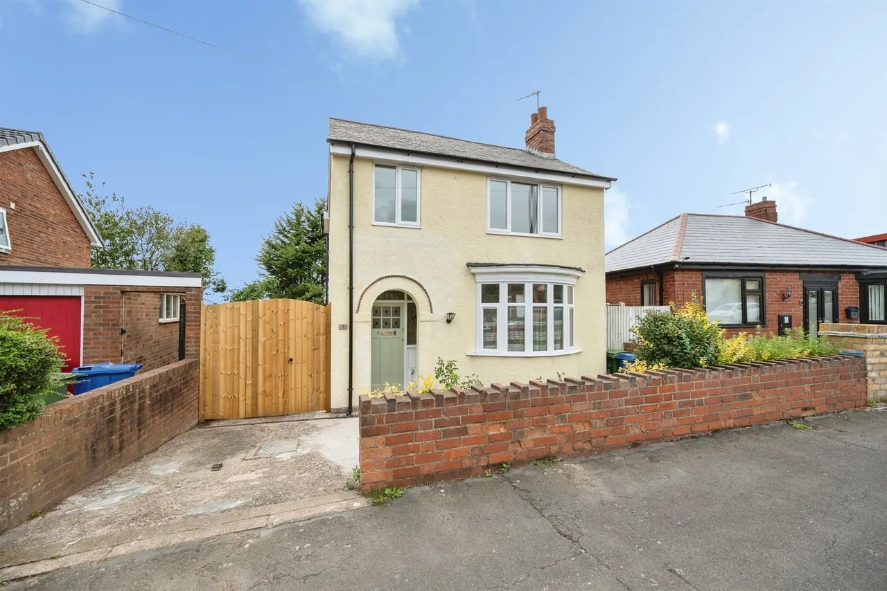 3 bed house for sale — New Rowley Road, Dudley