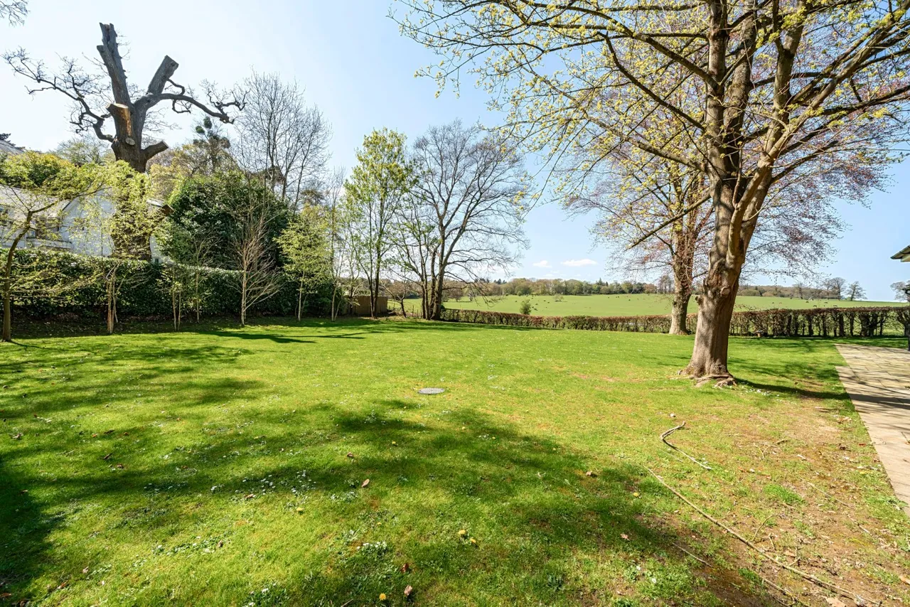 Gerrards Cross, Buckinghamshire, photo 10