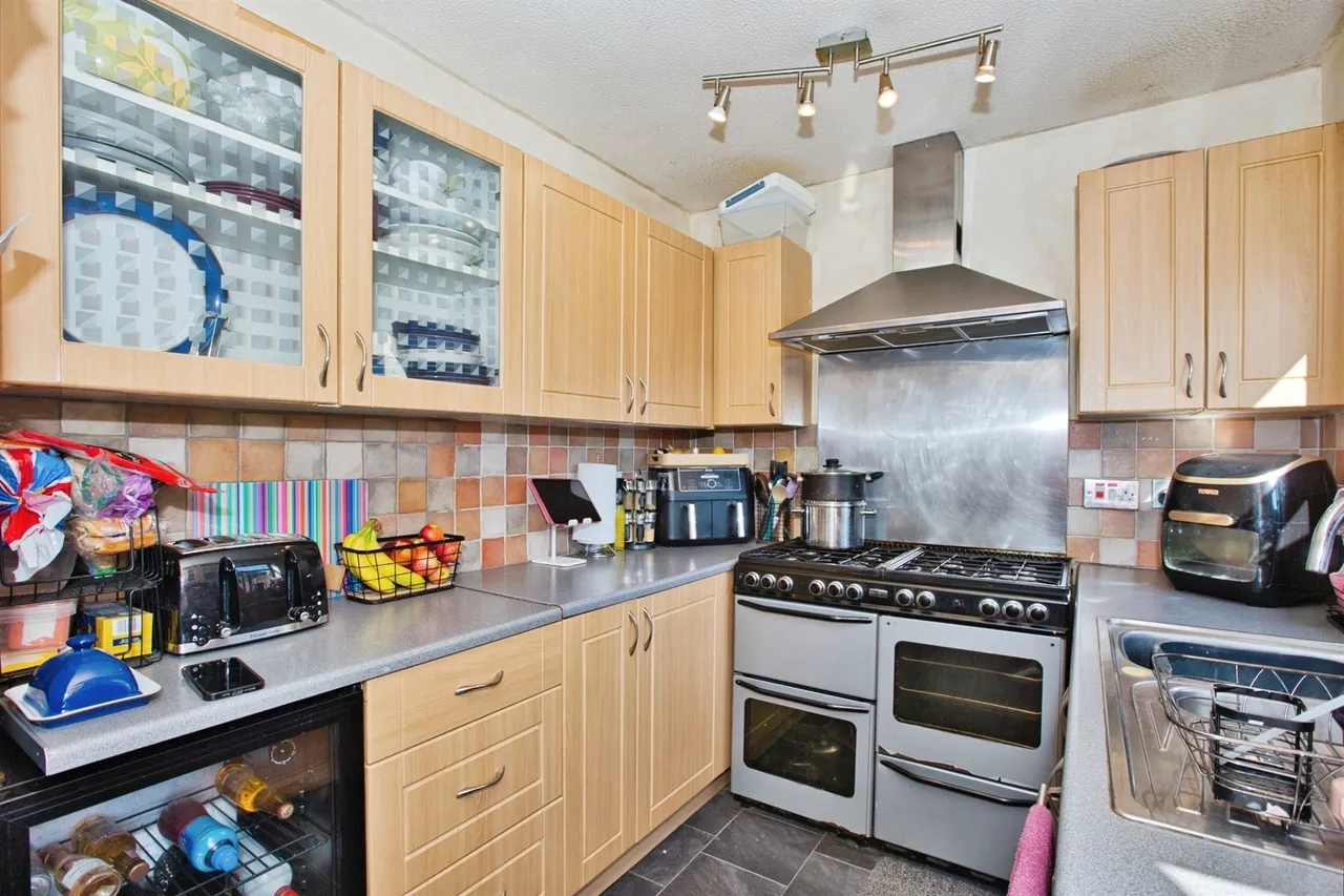 Blackmore Chase, Wincanton, BA9, photo 6