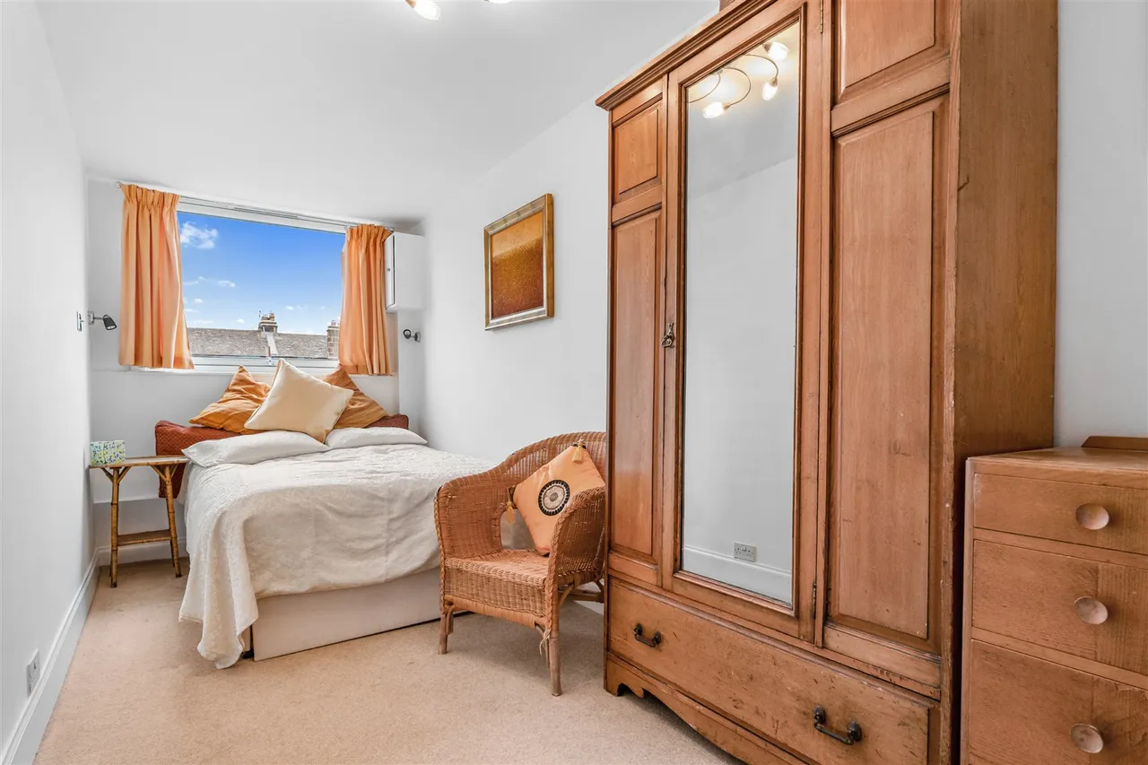 2/2 8 Cleveden Crescent, Kelvinside, G12 0PB, photo 19