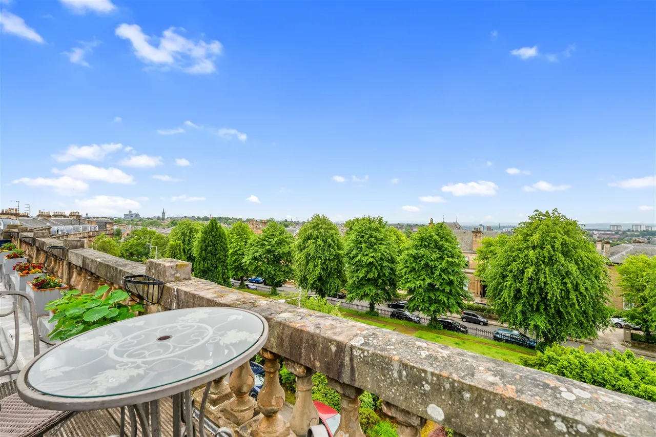 2/2 8 Cleveden Crescent, Kelvinside, G12 0PB, photo 8