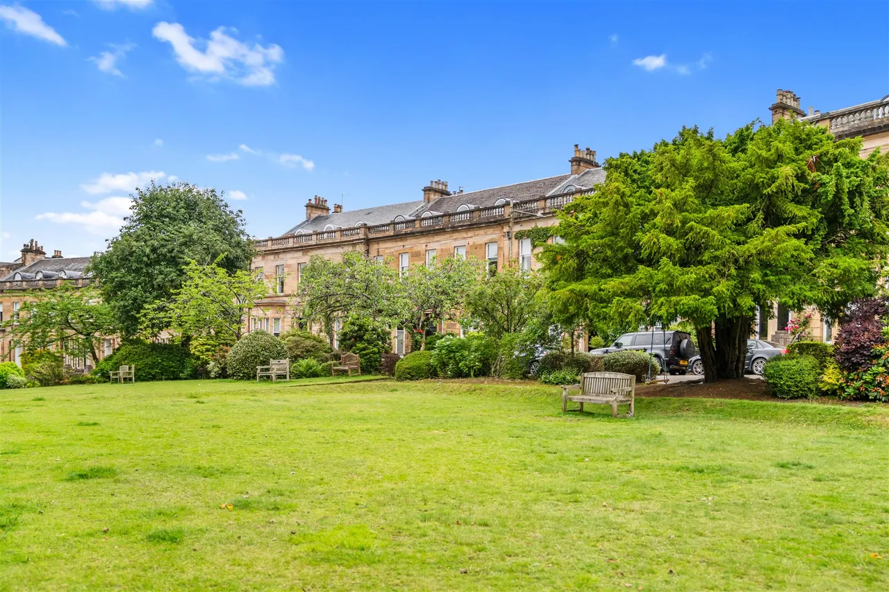 2/2 8 Cleveden Crescent, Kelvinside, G12 0PB, photo 25