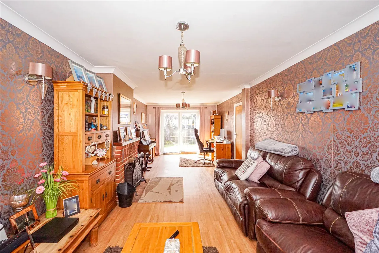 Wartling Close, St. Leonards-On-Sea, photo 23
