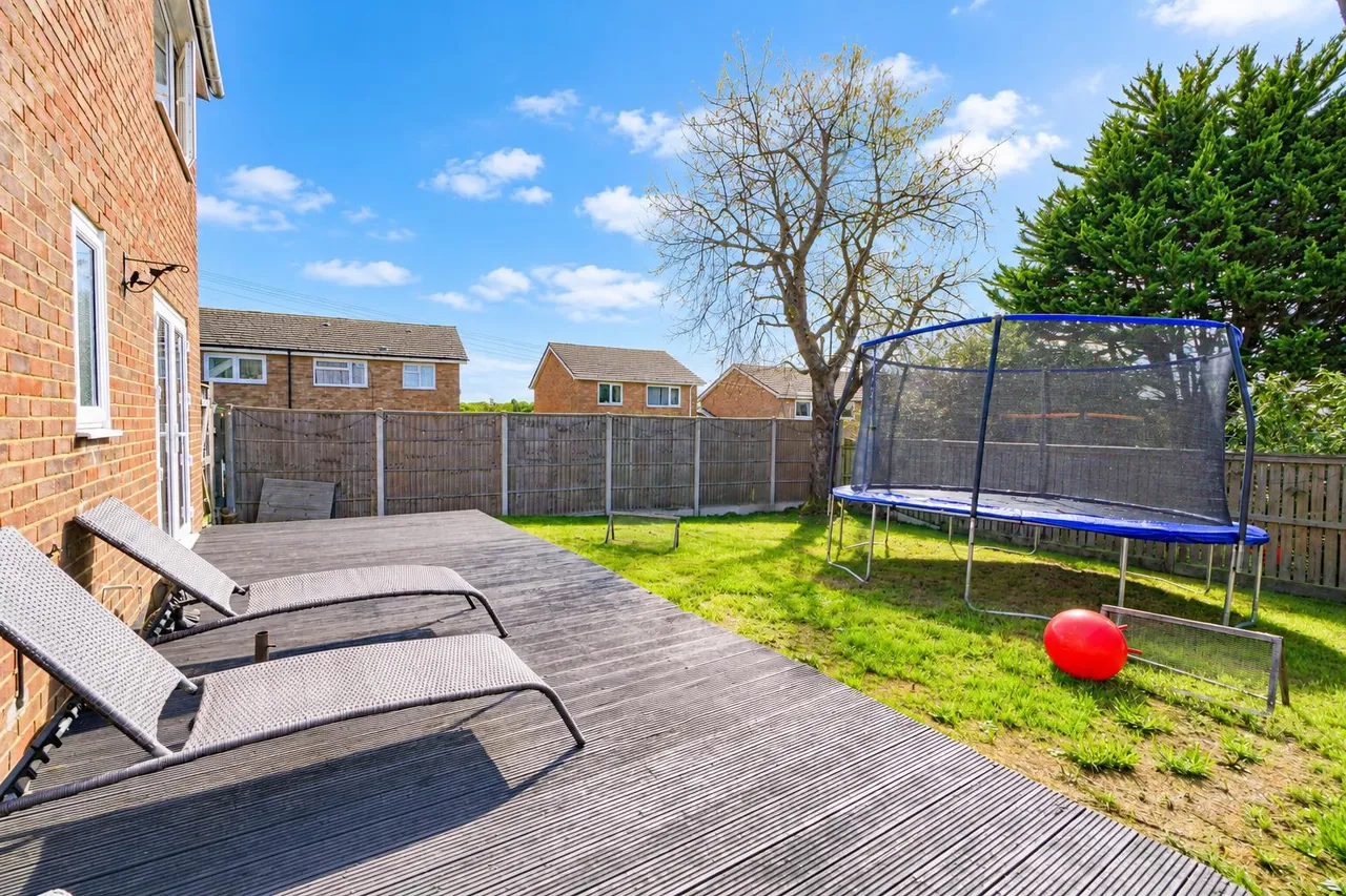 Wartling Close, St. Leonards-On-Sea, photo 30