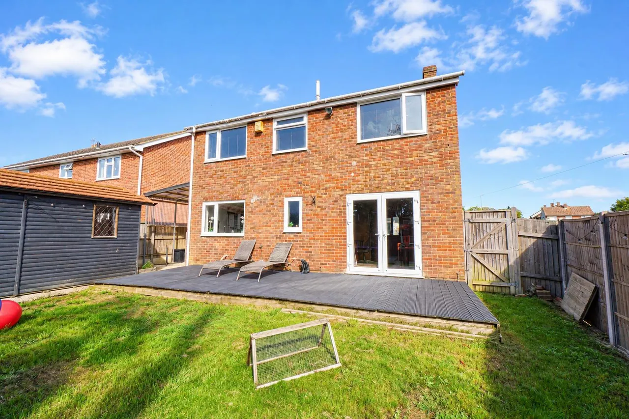 Wartling Close, St. Leonards-On-Sea, photo 9