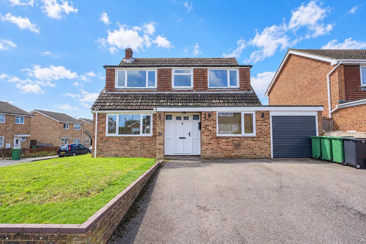 4 bed house for sale, Wartling Close, St. Leonards-On-Sea