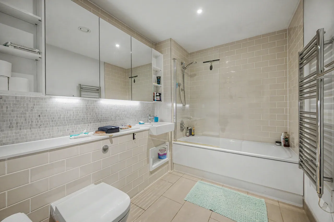 Flat 205, Henderson Apartments, 58 Rodney Road, London, photo 8