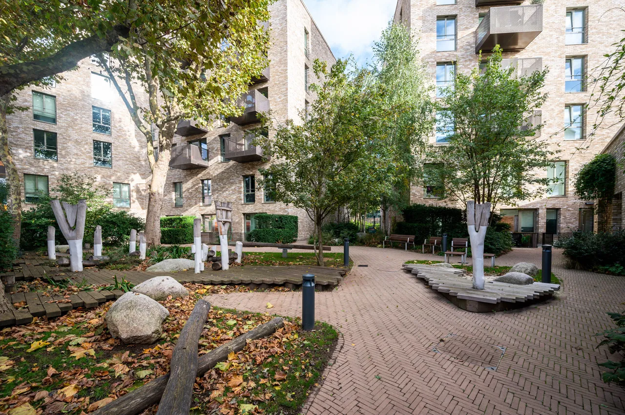 Flat 205, Henderson Apartments, 58 Rodney Road, London, photo 10