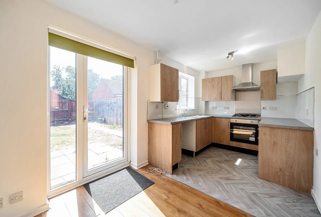 Woodrush Road, Gloucestershire, Walton Cardiff, GL20 7SF, photo 4