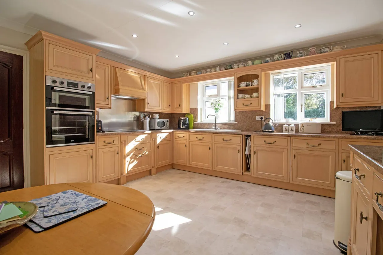 Northmead Thorngarth Lane, Barrow-Upon-Humber, DN19, photo 8