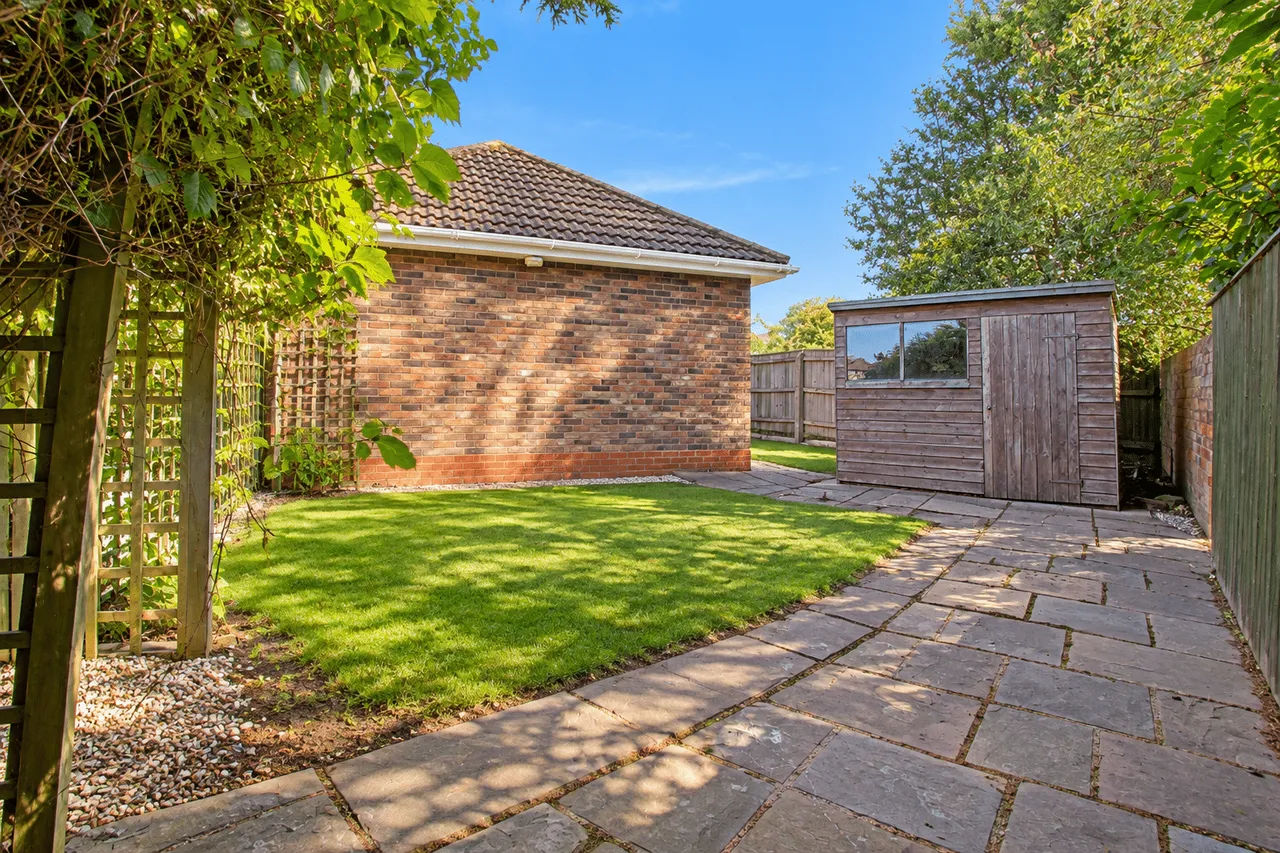 Northmead Thorngarth Lane, Barrow-Upon-Humber, DN19, photo 29