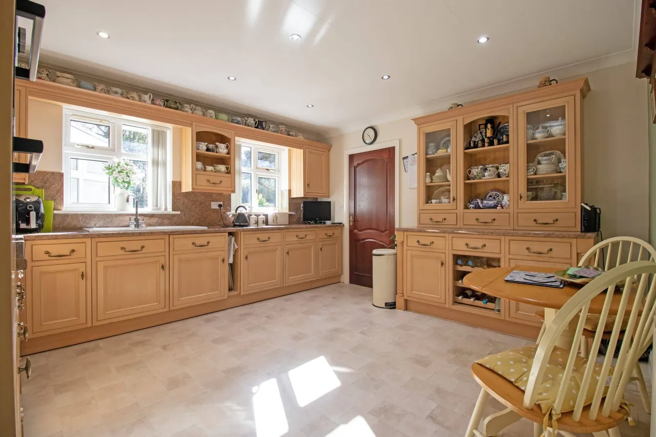 Northmead Thorngarth Lane, Barrow-Upon-Humber, DN19, photo 6