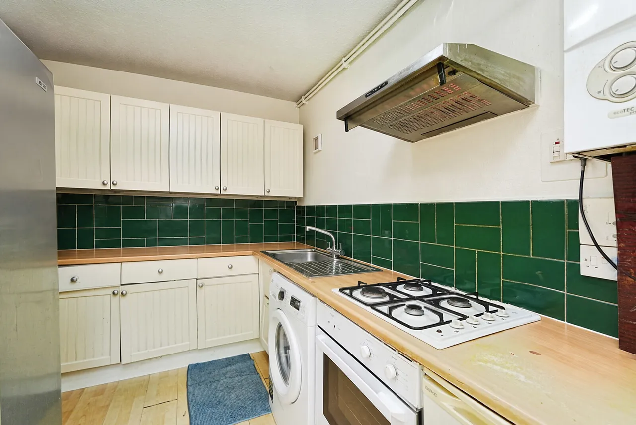 Friern Road, London, SE22, photo 6